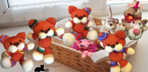 Carrusel Familia de gatos